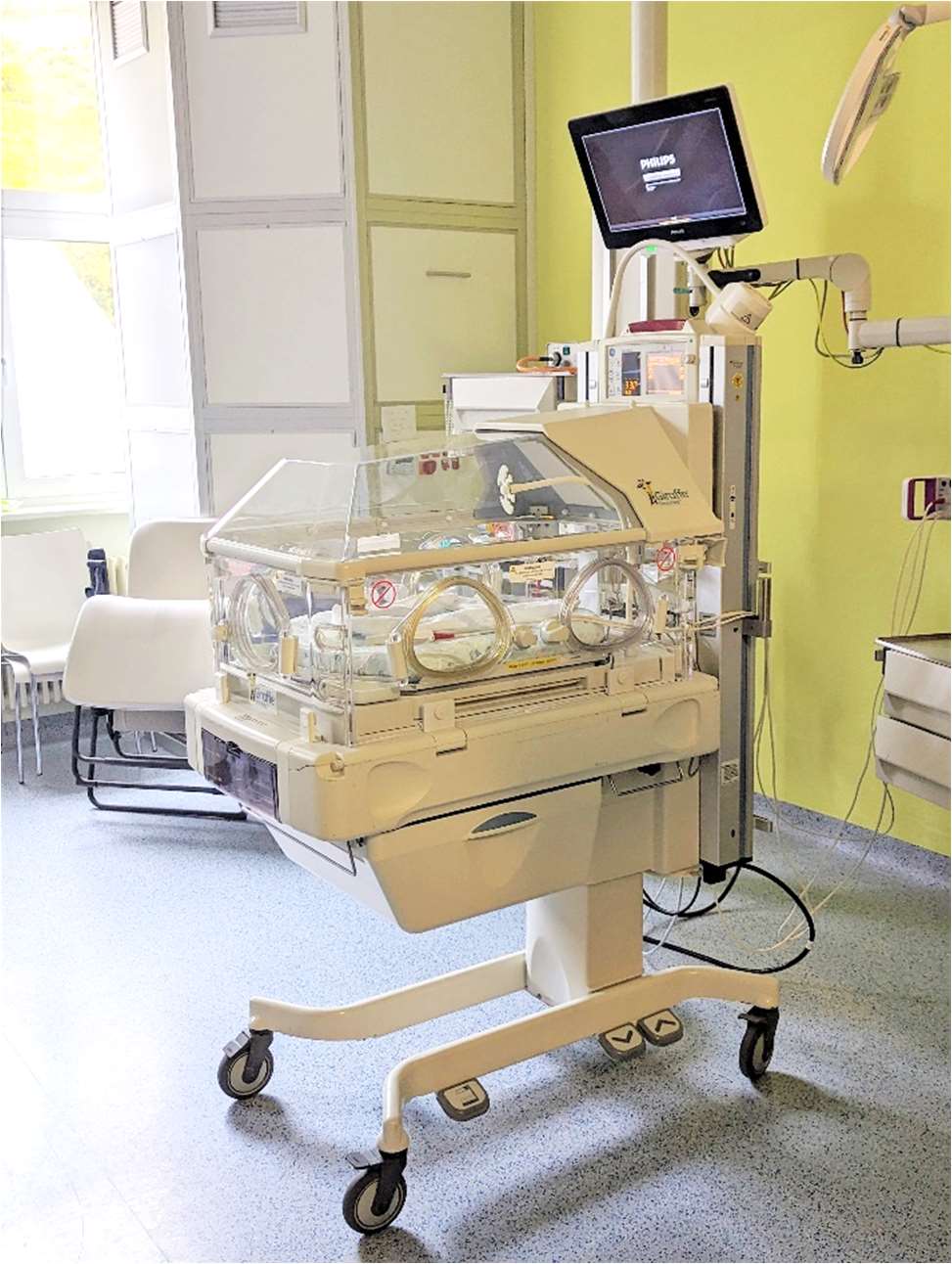 Blick in ein Intensivpflegezimmer der Station