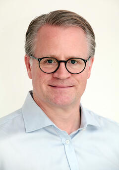 Prof. Axel Häcker, Chefarzt der Urologie im GLKN. Bild: Heribert Frieling